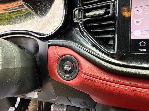 Used 2021 Dodge Durango R/T w/ Blacktop Package AWD/4WD image 32