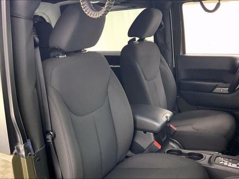 Used 2016 Jeep Wrangler Sport AWD/4WD image 7