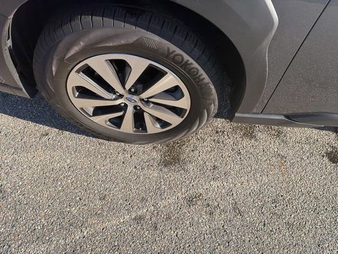 Used 2024 Subaru Outback Premium w/ Popular Package #1A image 27