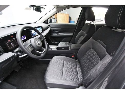 New 2026 Nissan Kicks SV w/ SV Premium Package image 12