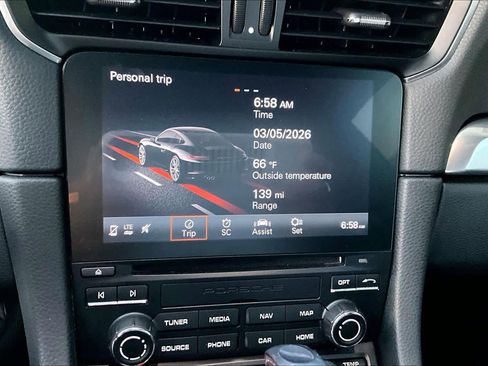 Used 2018 Porsche 911 Carrera image 29