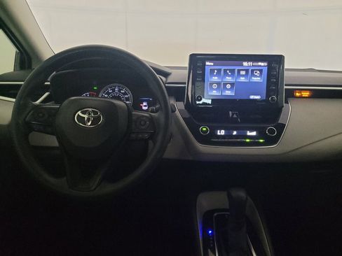 Used 2021 Toyota Corolla LE w/ LE Convenience Package FWD image 22