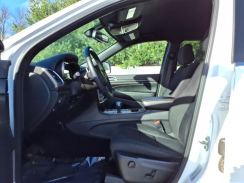 Used 2015 Jeep Grand Cherokee Laredo w/ Quick Order Package 23E image 19