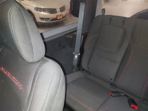 Used 2020 Jeep Wrangler Rubicon w/ LED Lighting Group image 12