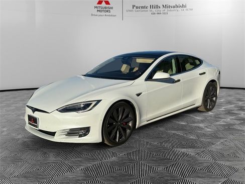 Used 2016 Tesla Model S P90D image 1
