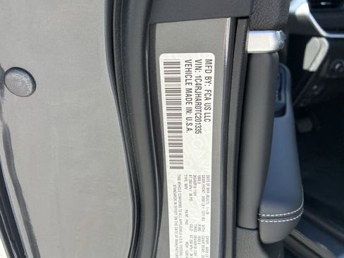 New 2026 Jeep Grand Cherokee Altitude AWD/4WD image 38