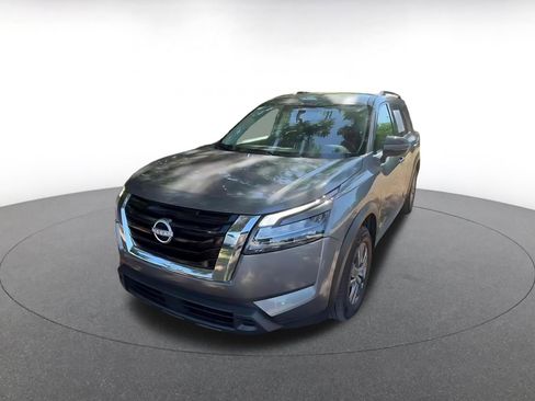 Used 2025 Nissan Pathfinder SV AWD/4WD image 7