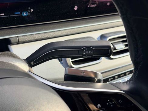 Used 2024 Mercedes-Benz GLS 450 4MATIC image 30