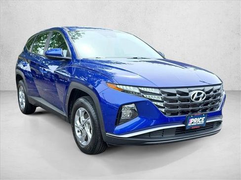 Used 2024 Hyundai Tucson SE AWD/4WD image 3