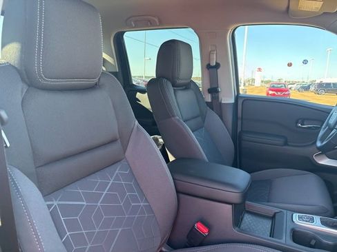 New 2026 Nissan Frontier SV image 21