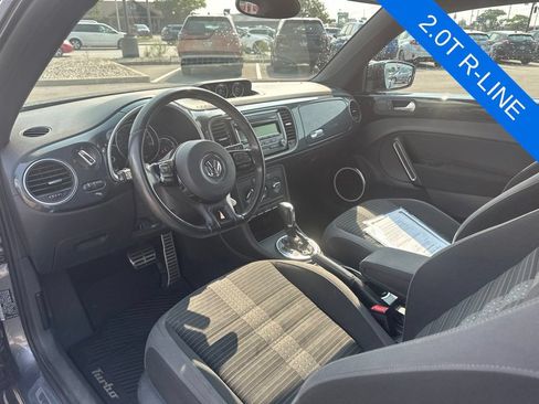 Used 2014 Volkswagen Beetle R-Line FWD image 19