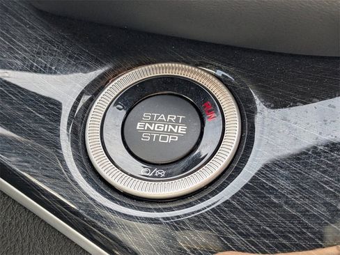 Used 2024 Jeep Grand Cherokee Trailhawk w/ Luxury Tech Group III image 30