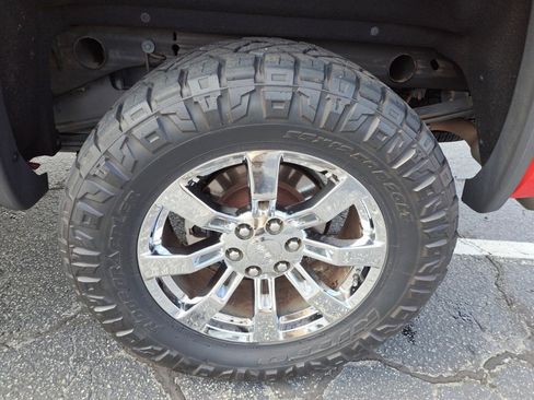 Used 2016 GMC Sierra 1500 SLE w/ SLE Value Package AWD/4WD image 21