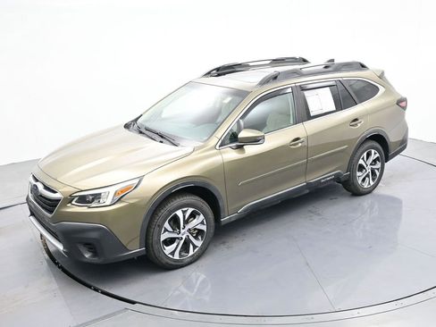 Used 2021 Subaru Outback Limited image 21
