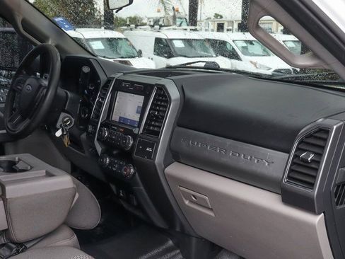 Used 2021 Ford F350 XLT image 42