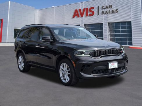 Used 2025 Dodge Durango GT AWD/4WD image 3