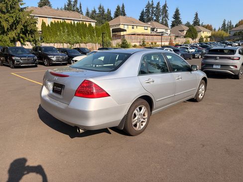 Used 2007 Honda Accord SE image 4