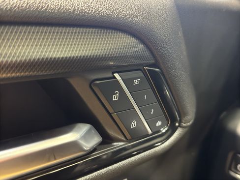 Used 2023 GMC Sierra 1500 AT4 w/ AT4 Premium Package AWD/4WD image 40