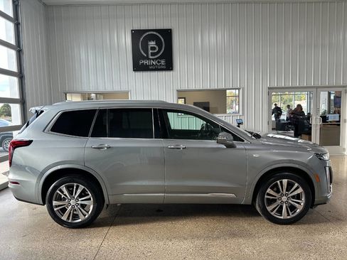 Used 2023 Cadillac XT6 Premium Luxury w/ Technology Package image 19