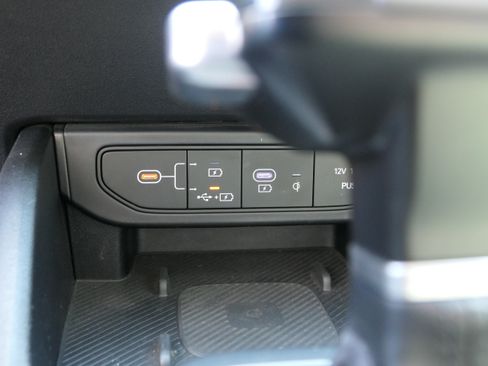 Used 2025 Kia K4 EX FWD image 22