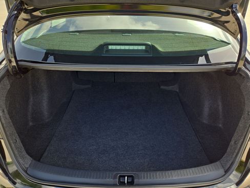 Used 2025 Toyota Corolla LE FWD image 27