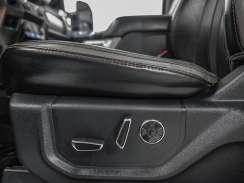 Used 2019 Ford F450 Platinum w/ Platinum Ultimate Package AWD/4WD image 34