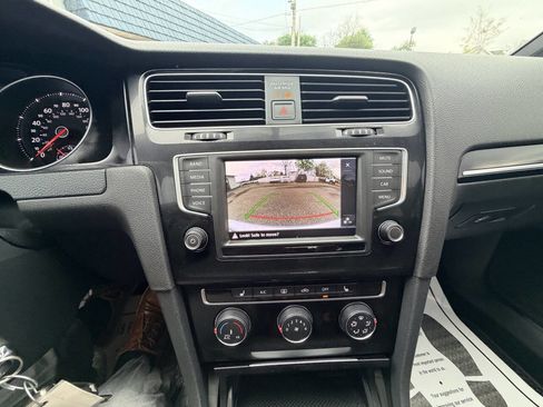 Used 2016 Volkswagen GTI S image 10