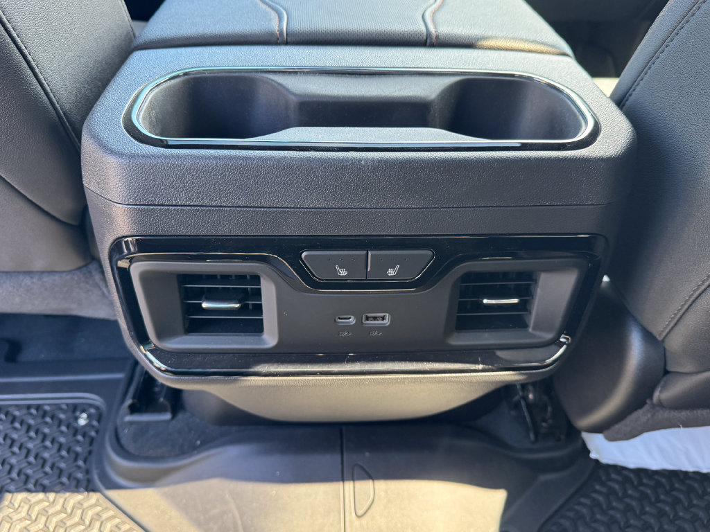 Used 2026 GMC Sierra 1500 AT4 w/ AT4 Premium Package AWD/4WD image 16