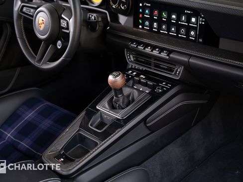 Used 2022 Porsche 911 GT3 image 37