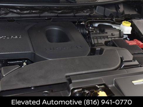 Certified 2025 Nissan Murano Platinum w/ Cargo Package image 23