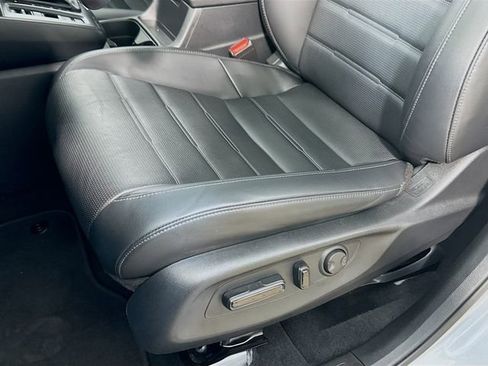 Used 2023 Honda CR-V EX-L image 11