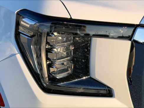 Used 2021 GMC Yukon SLT w/ SLT Premium Package RWD image 24