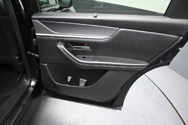 Certified 2024 MAZDA CX-90 Plug-In Hybrid w/ Preferred AWD/4WD image 19