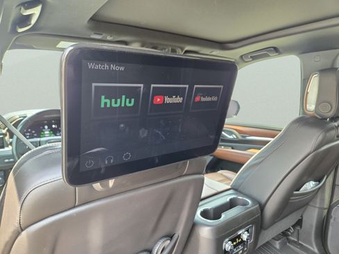 Used 2023 GMC Yukon XL Denali Ultimate w/ LPO, Floor Liner Package AWD/4WD image 20