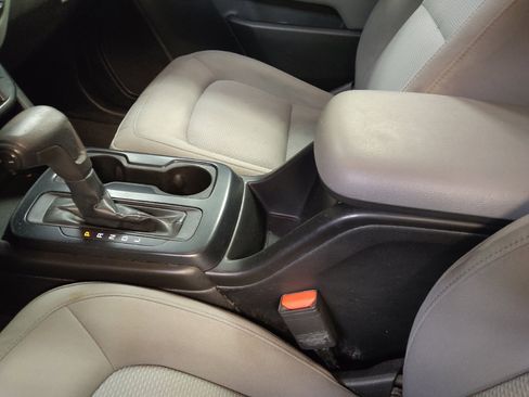Used 2019 Chevrolet Colorado W/T w/ WT Convenience Package RWD image 26