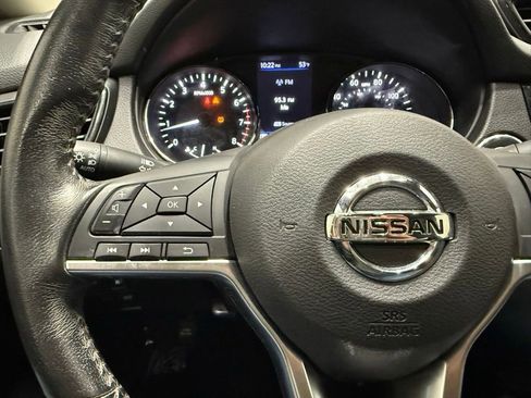 Used 2019 Nissan Rogue SV image 49