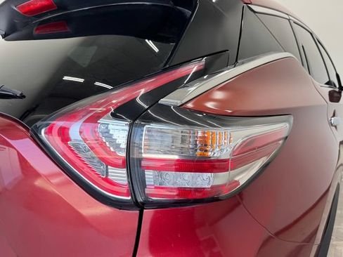 Used 2016 Nissan Murano S FWD image 33