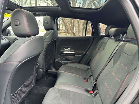 Certified 2023 Mercedes-Benz GLA 250 4MATIC image 9