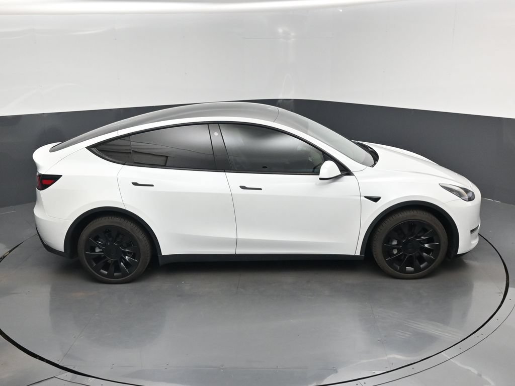 Used 2022 Tesla Model Y Long Range AWD/4WD image 13