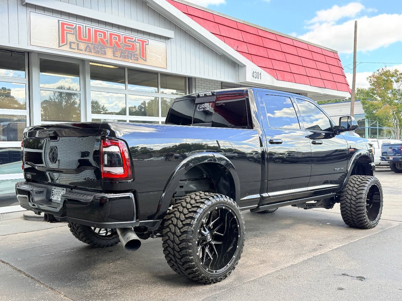 Used 2020 RAM 2500 Limited AWD/4WD image 3