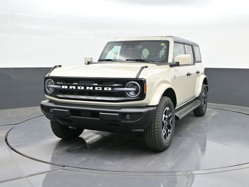 New 2026 Ford Bronco Outer Banks AWD/4WD image 25