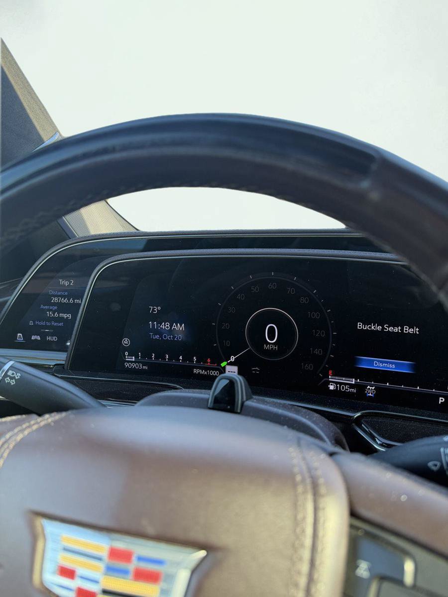 Used 2022 Cadillac Escalade ESV Sport Platinum AWD/4WD image 16