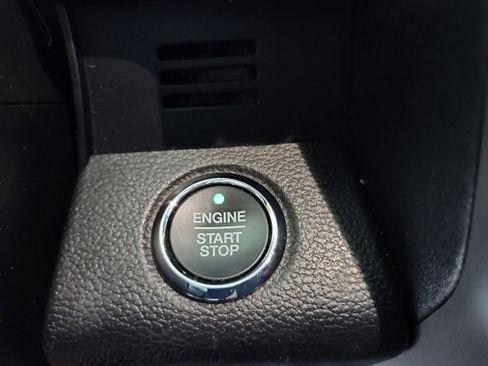 Used 2020 Ford Expedition Max XLT w/ Equipment Group 201A RWD image 26