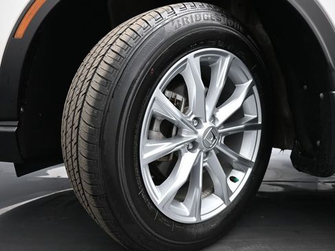 Certified 2025 Honda CR-V EX image 27