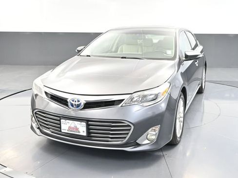 Used 2013 Toyota Avalon XLE Premium image 10