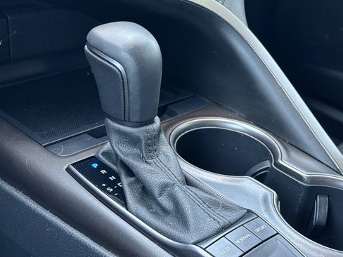 Certified 2023 Toyota Camry SE w/ Protection Package (Q2) (TMS) FWD image 17