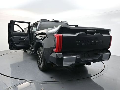 Used 2022 Toyota Tundra SR5 w/ TRD Off-Road Package image 39