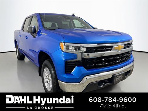 Used 2025 Chevrolet Silverado 1500 LT image 1