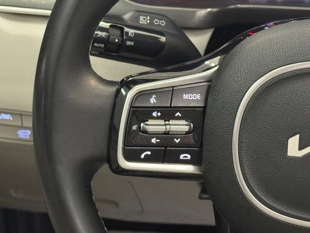 Used 2022 Kia Sorento SX AWD/4WD image 13