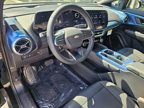 Used 2026 Chevrolet Equinox EV LT AWD/4WD image 19